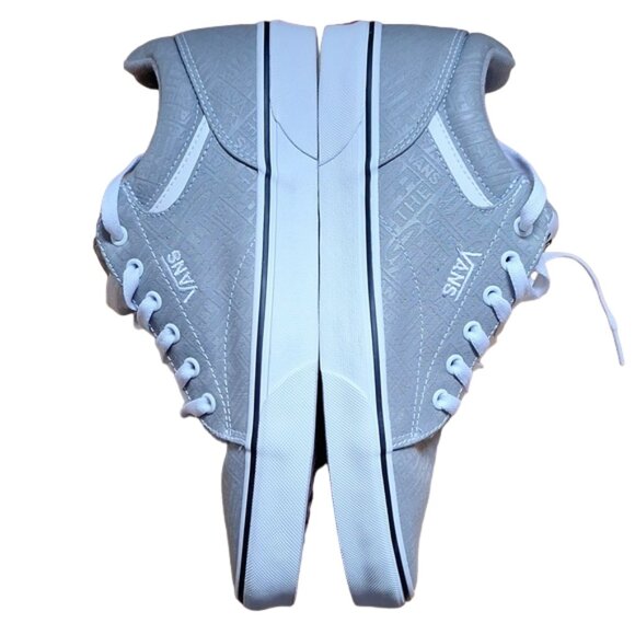 Vans Seldan - Picture 6 of 10